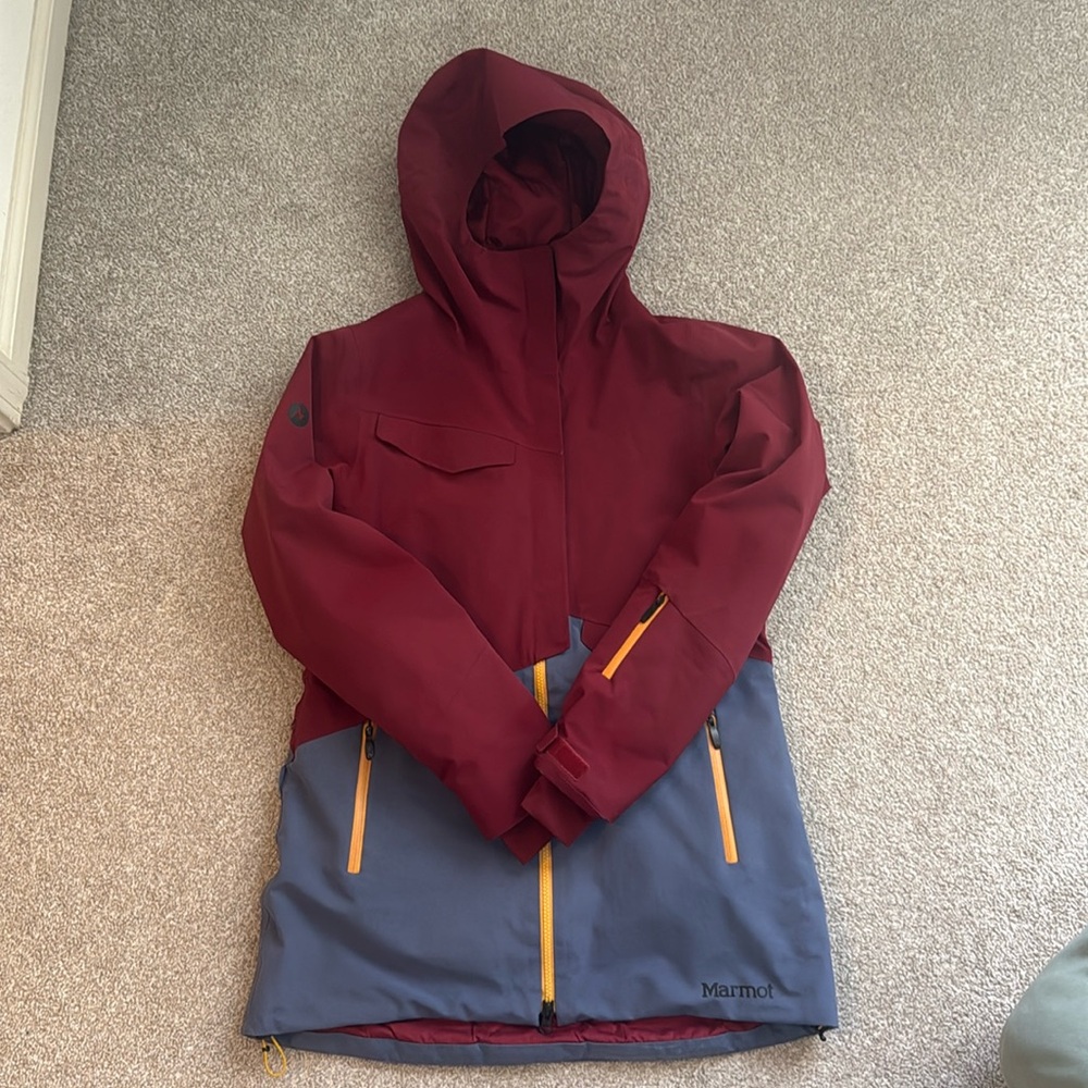 Marmot Insulated Ski Jacket - Women’s Medium